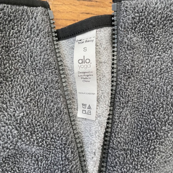 Alo Yoga Yin Yang Half-Zip Fleece Pullover - Picture 5 of 8